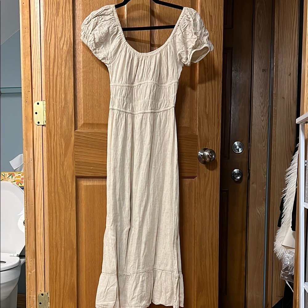 Elegant Cream Women's Dress